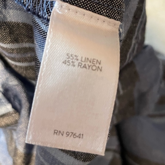 J Jill Linen Blend Shorts Blue Striped Button Fly Cuffed Sz L - Picture 6 of 7